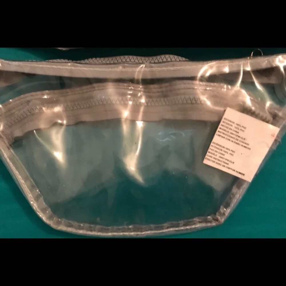 fannypack - Picture 2 of 2
